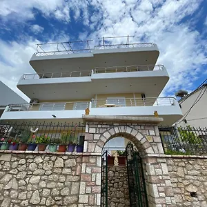 Apartment Horizon View, Himarë